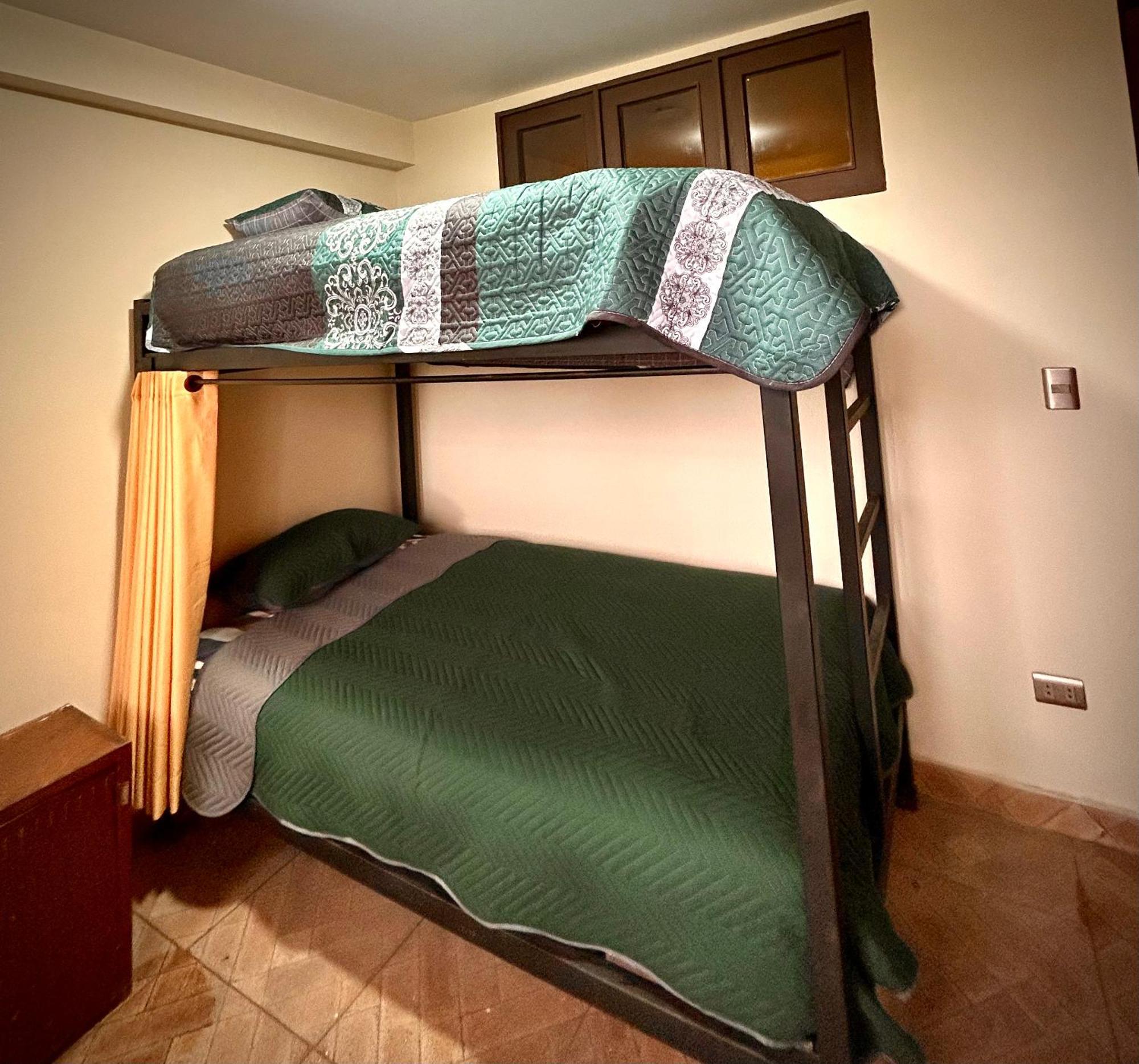 Villa Camila Hostel Coroico Rom bilde
