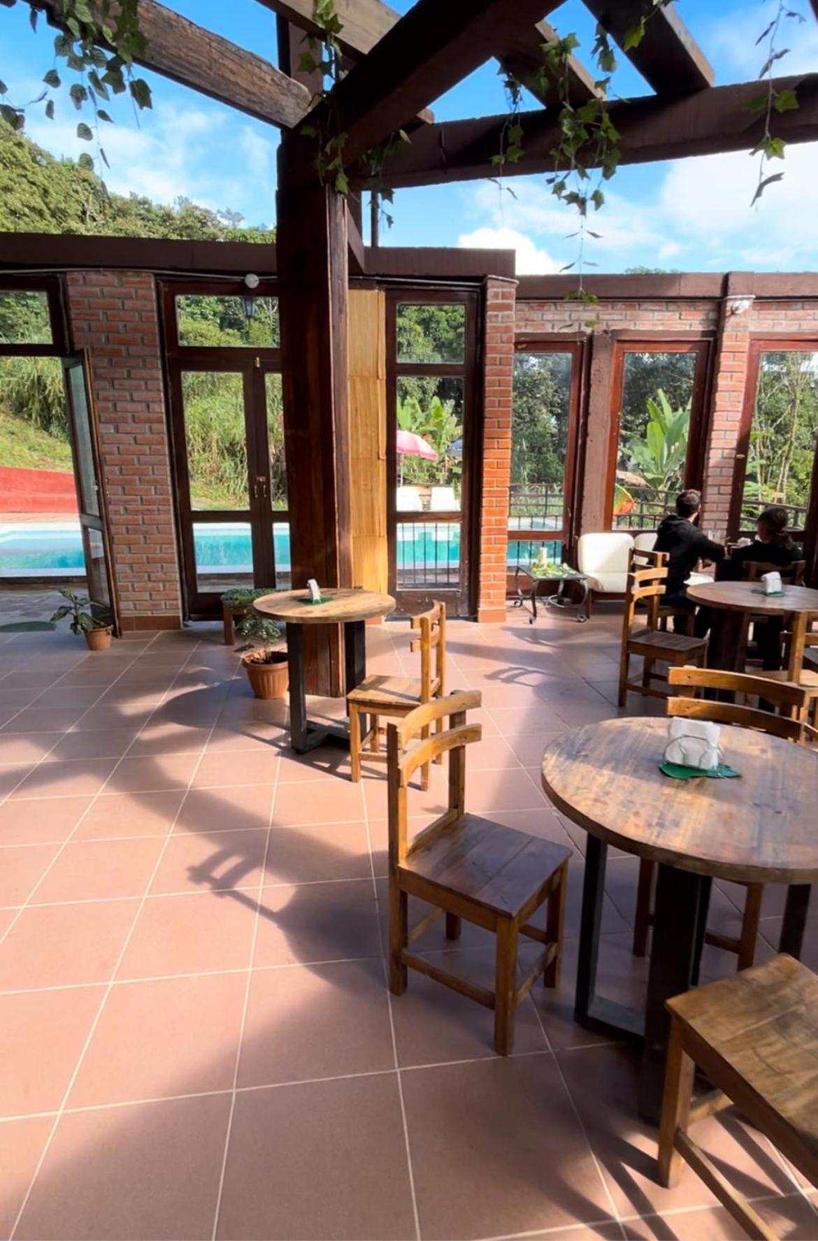 Villa Camila Hostel Coroico Eksteriør bilde